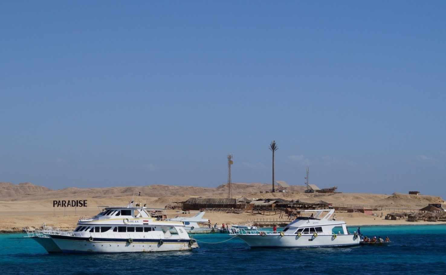 Large sea egypt giftun ship island
