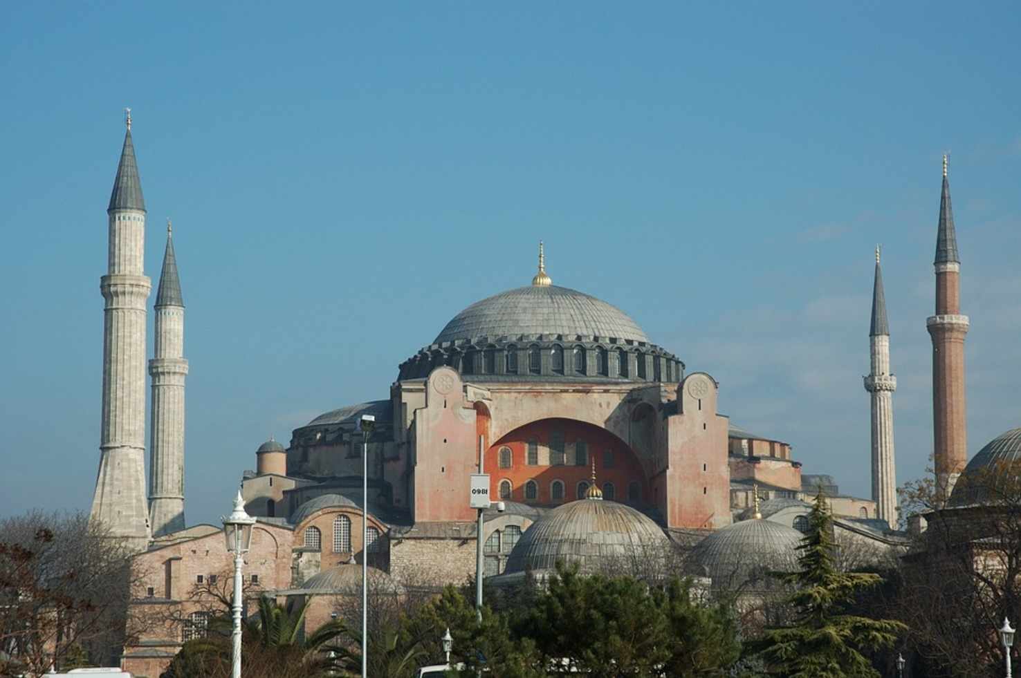 Large istambul mosque istanbul turkey 