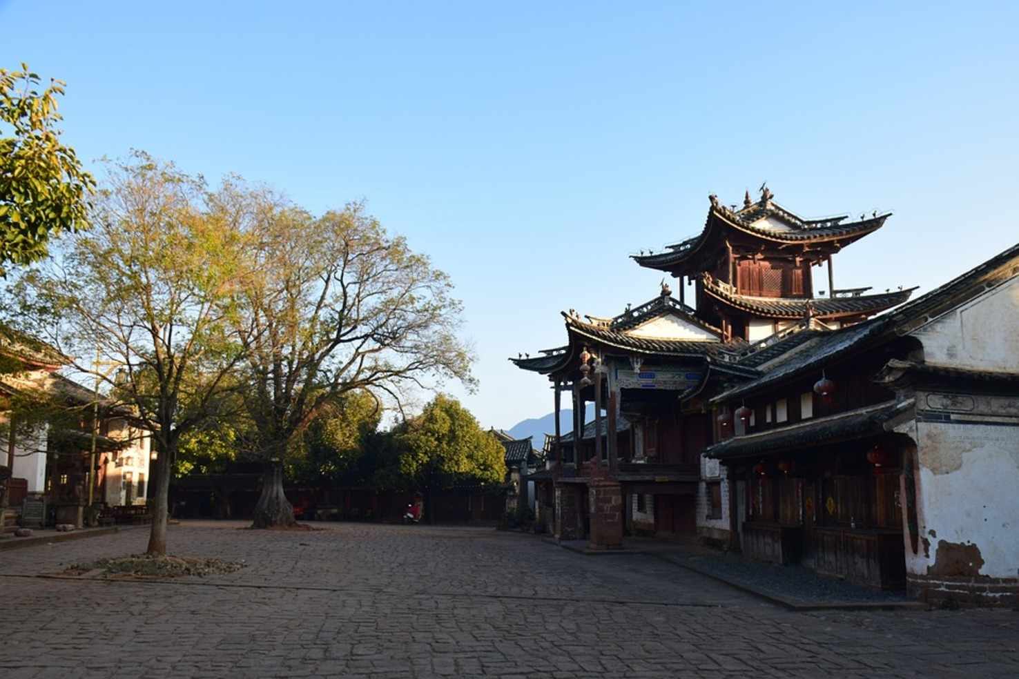 Large shaxi ancient town