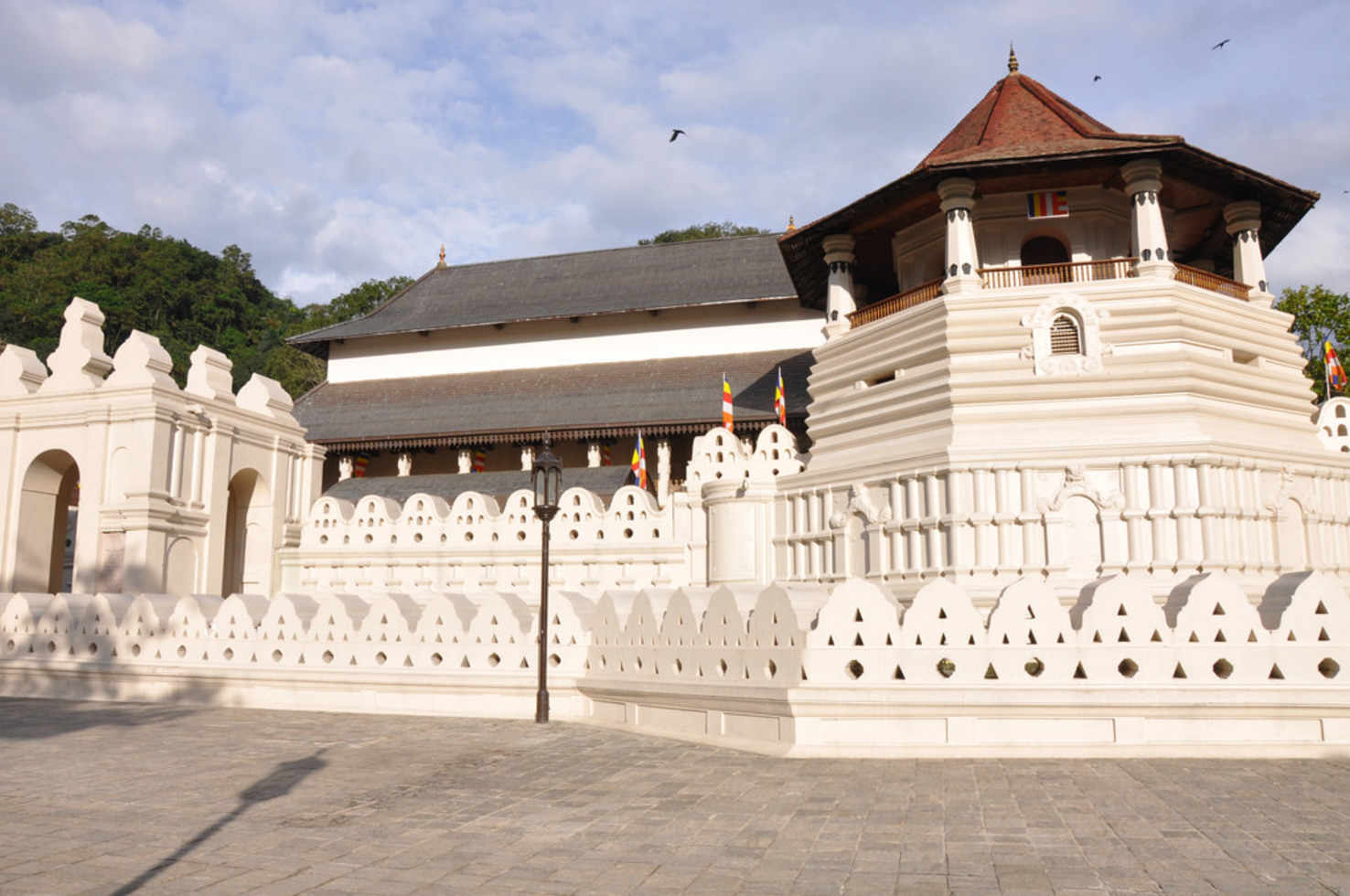 Large palace kandy