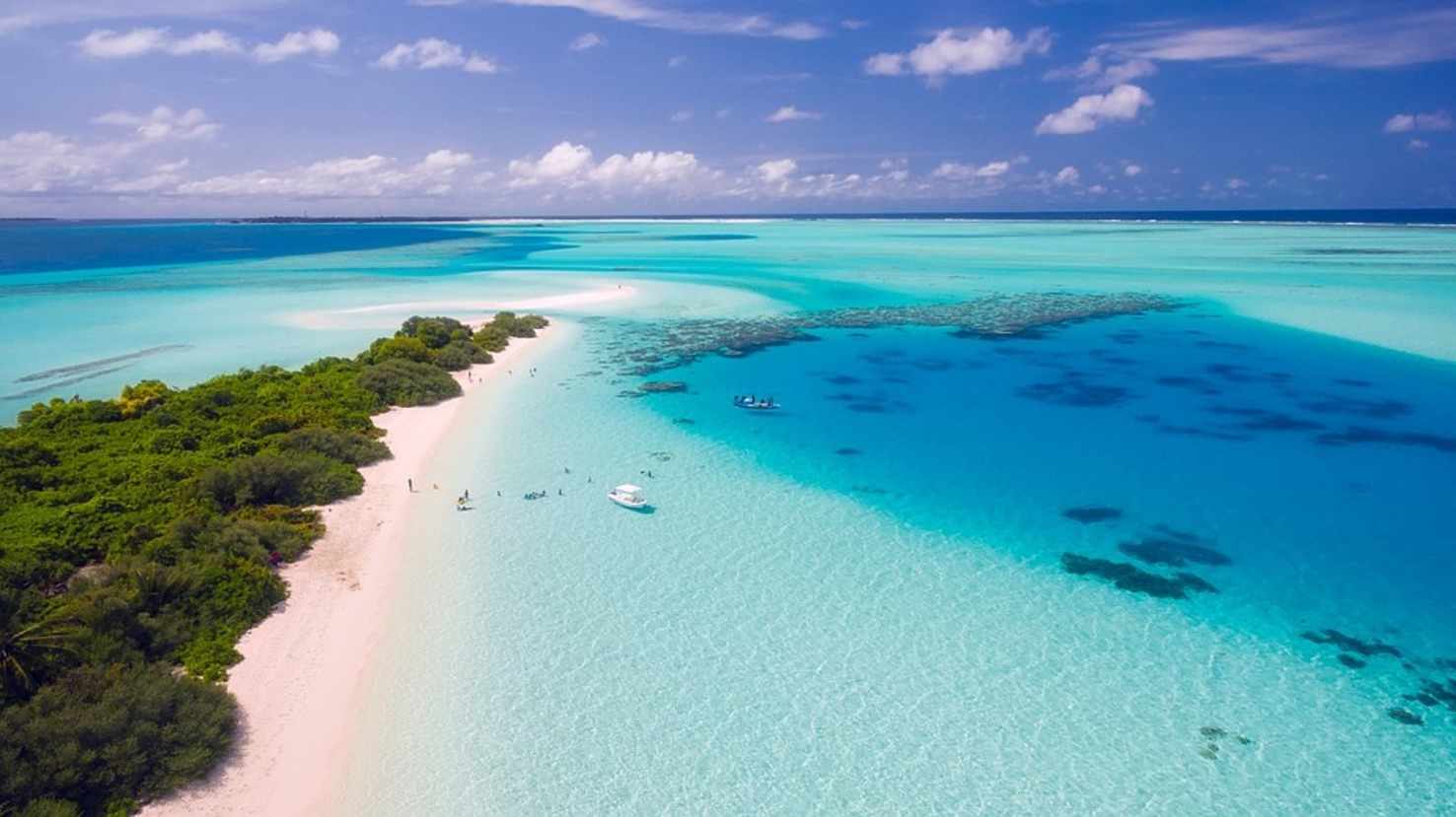 Large maldives