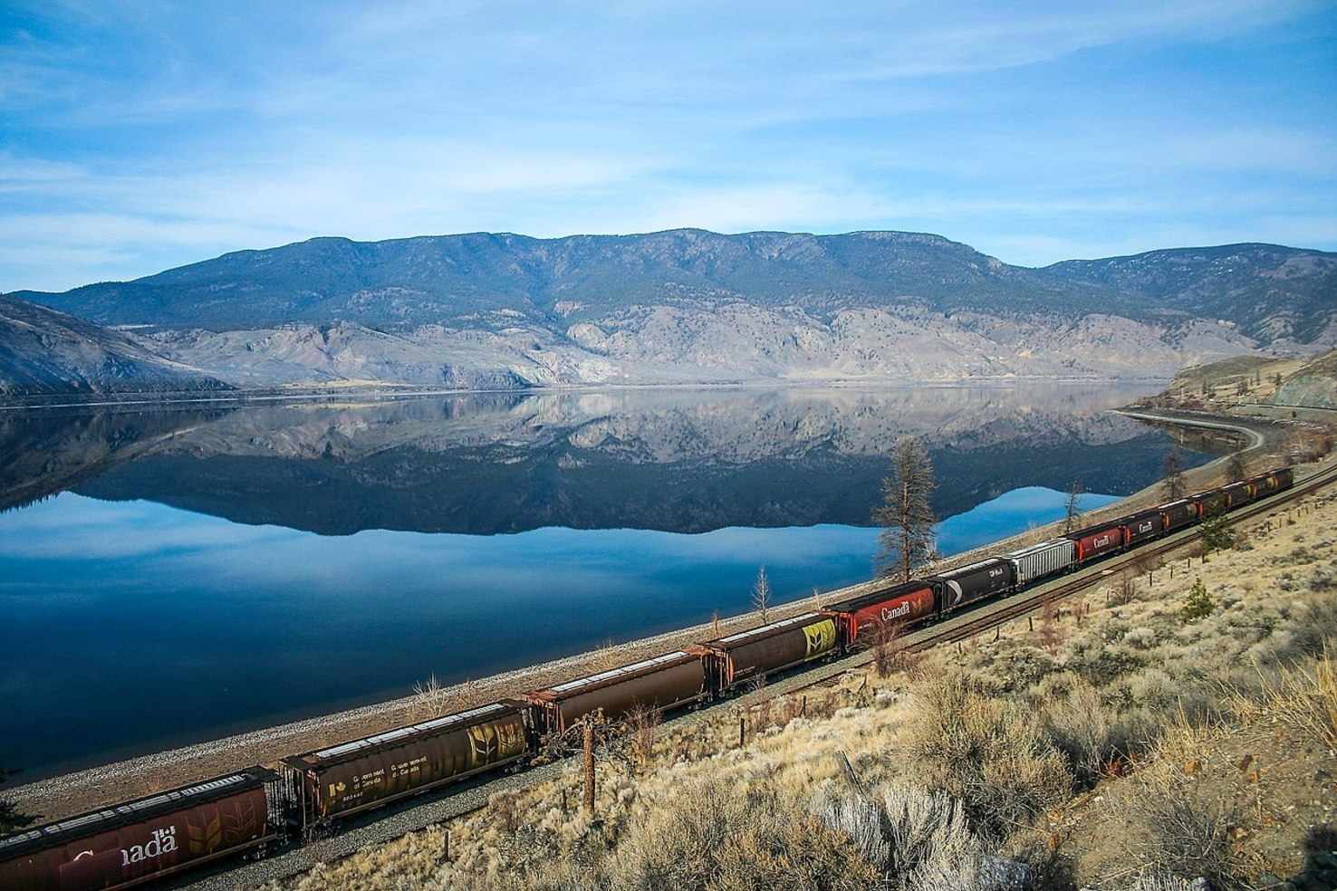 Large kamloops lake near savona