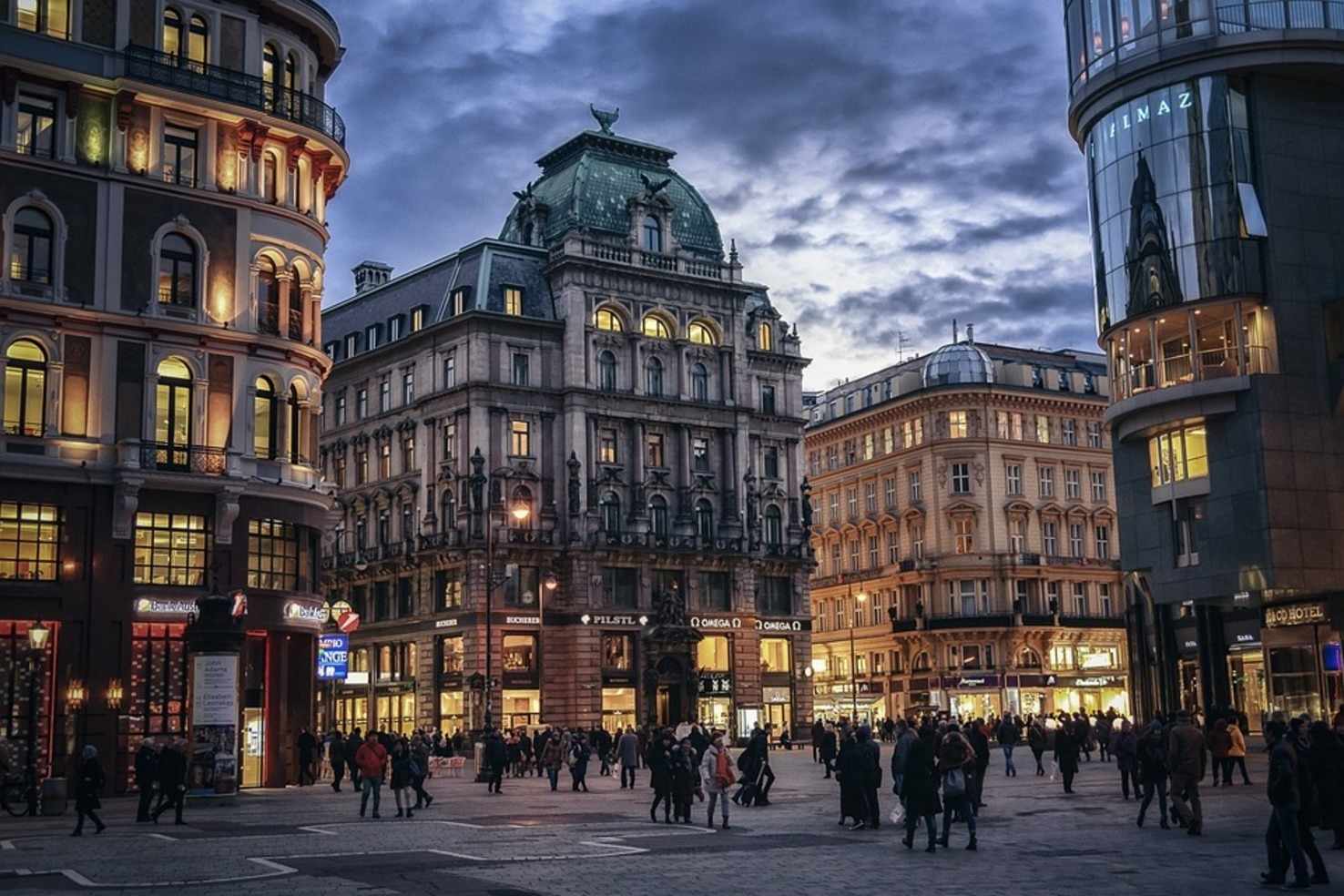 Is Public Transport Free For Seniors In Vienna